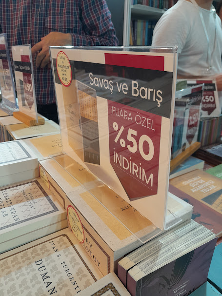 Masaüstü%20A4%20T%20Tipi%20YATAY%20Pleksi%20Fiyatlık